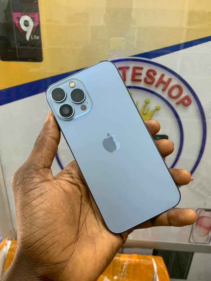 used iPhone 12 128GB Original