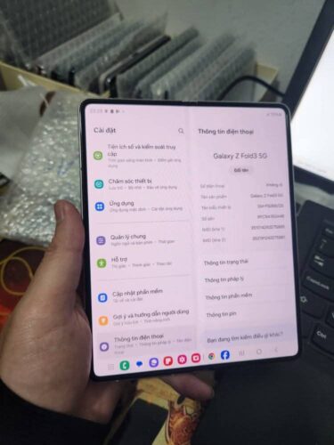 Clean Samsung Galaxy zfold 3